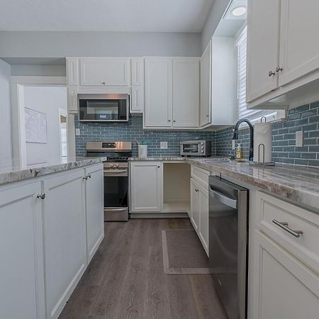 Uptown Cottage Newly Updated Home Near The Strand Galveston Harbor And Utmb Dış mekan fotoğraf